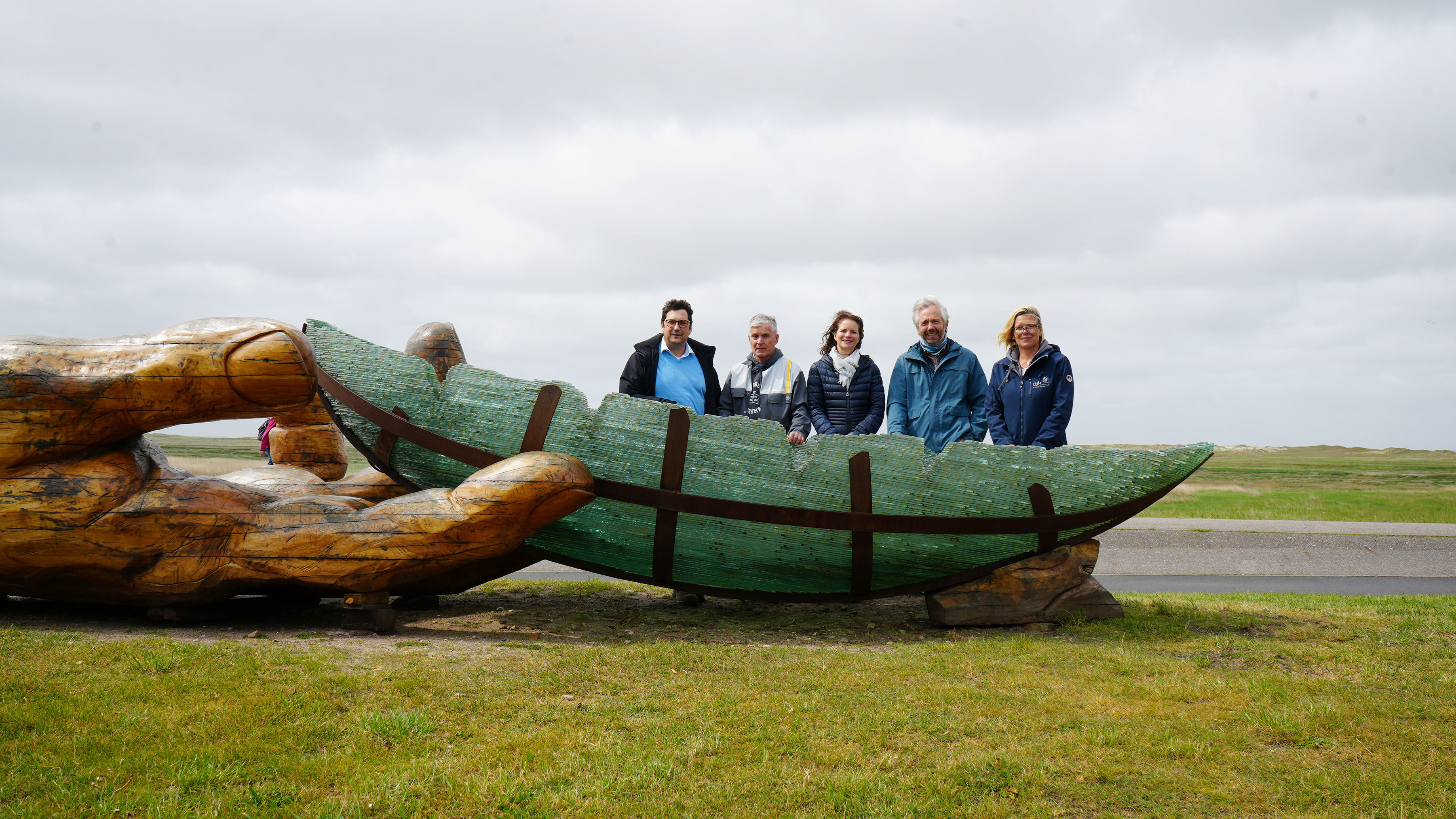 Glasarche ankert in St. Peter Ording Presseportal